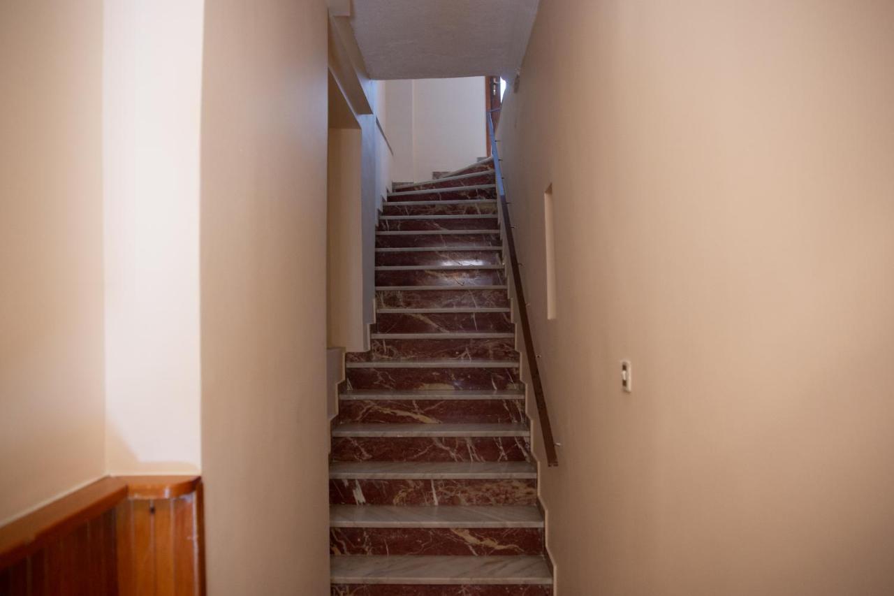 Quality Apartment In Aegaleo Athen Exterior foto