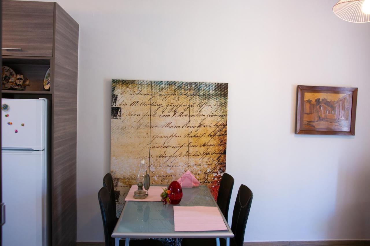 Quality Apartment In Aegaleo Athen Exterior foto