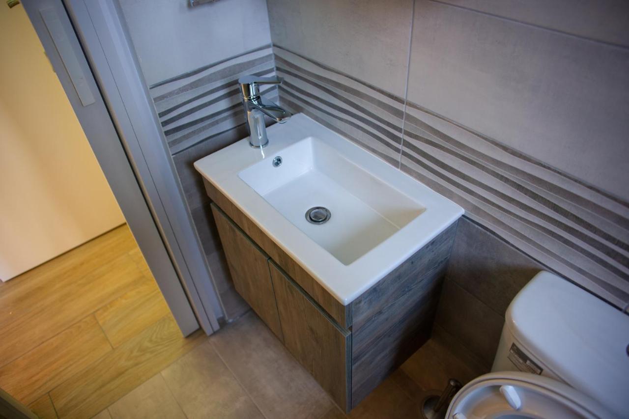 Quality Apartment In Aegaleo Athen Exterior foto